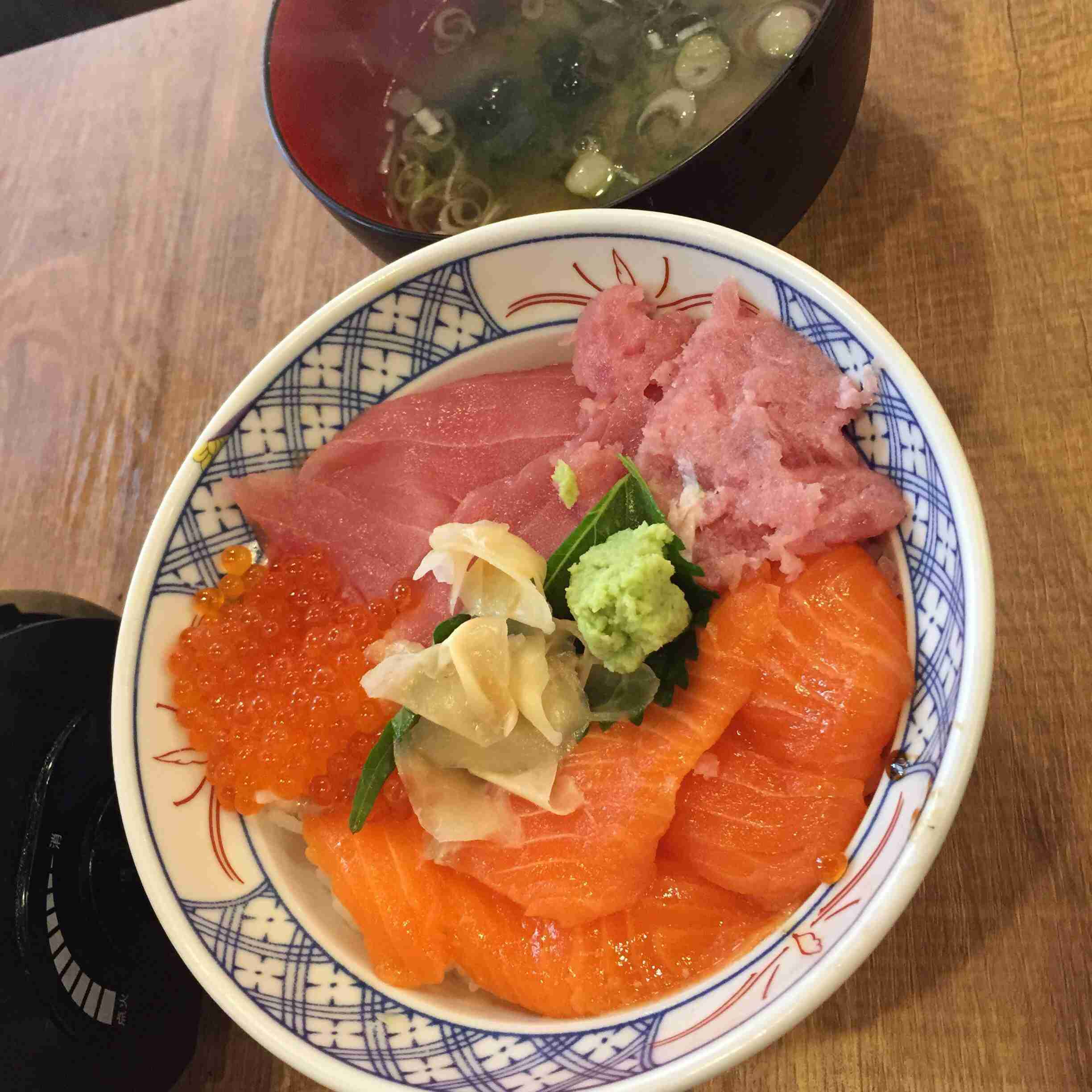 磯丸水産で他人のランチのブログ画像